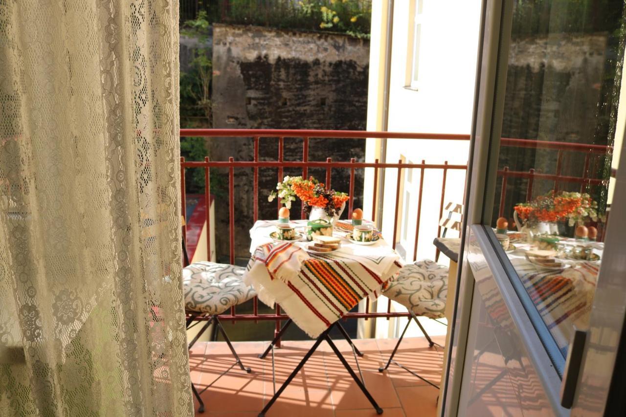 Retro Big Apartment With Two Balconies And Lift 카를로비바리 외부 사진